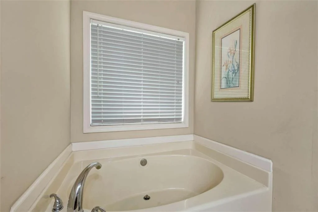 Photo of 222 Jefferson Walk Circle