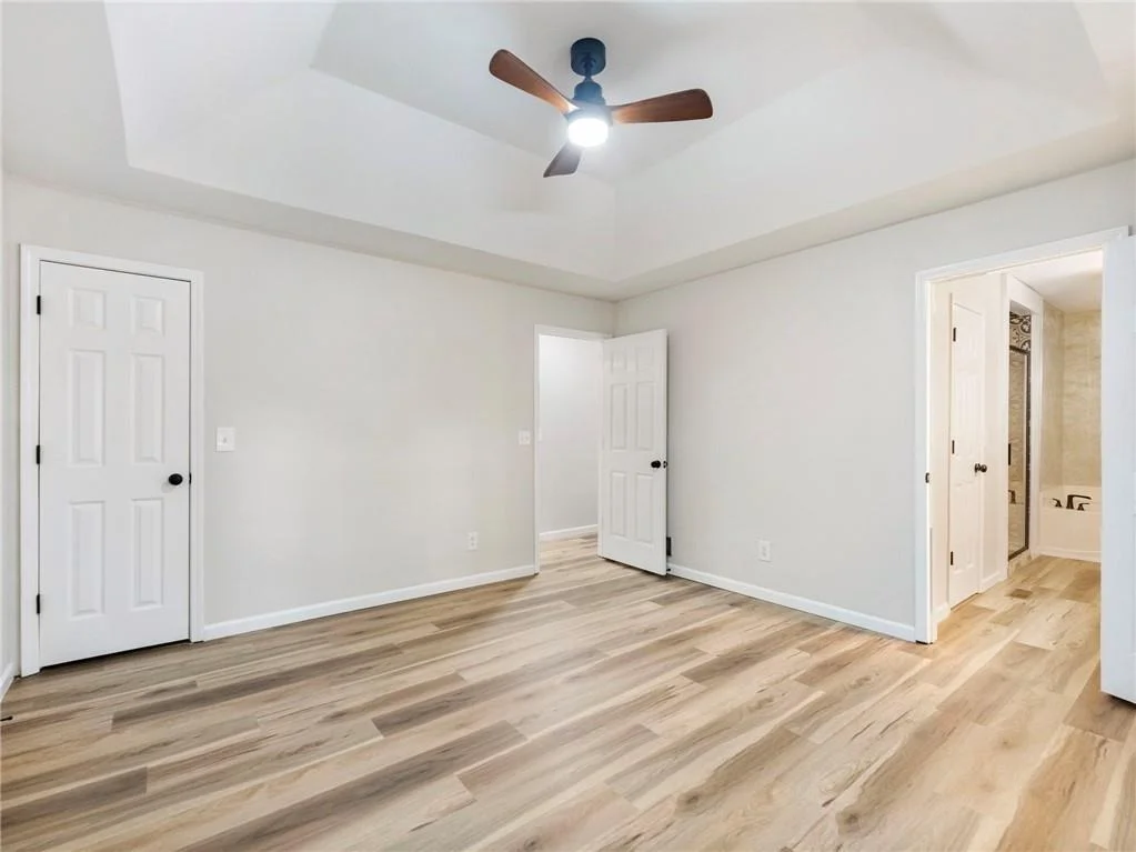 Photo of 3930 Pine Tree Lane