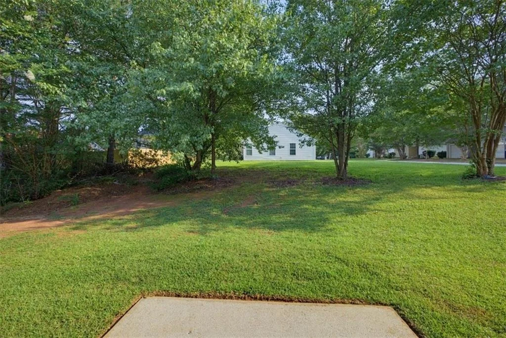 Photo of 6563 Lake Mill Trace