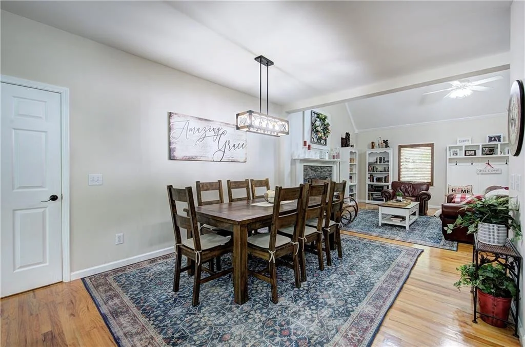 Photo of 376 Alpine Drive