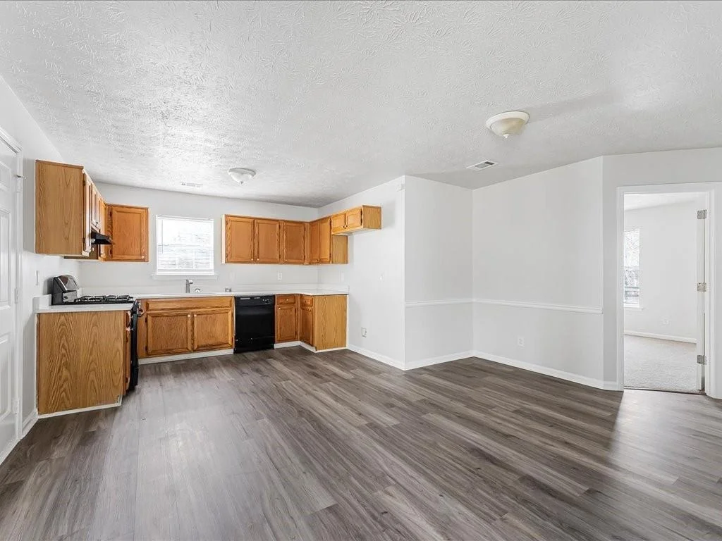 Photo of 5781 Creekside Drive