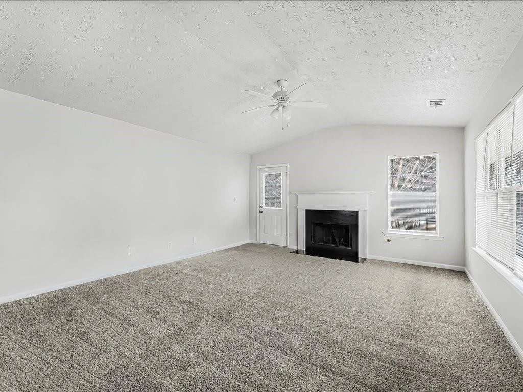 Photo of 5781 Creekside Drive