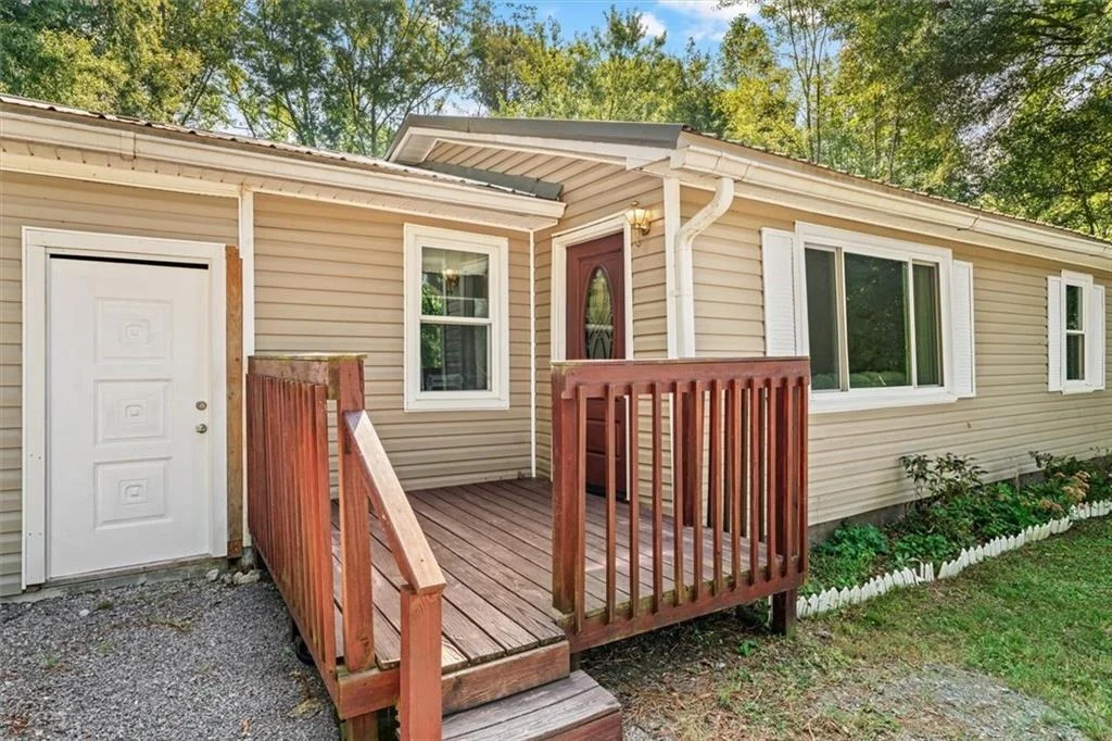 Photo of 163 Ben Putnam Road