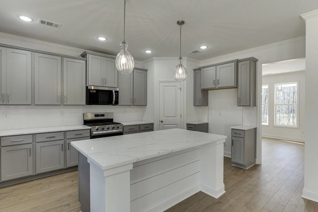 Photo of 979 Lakeview