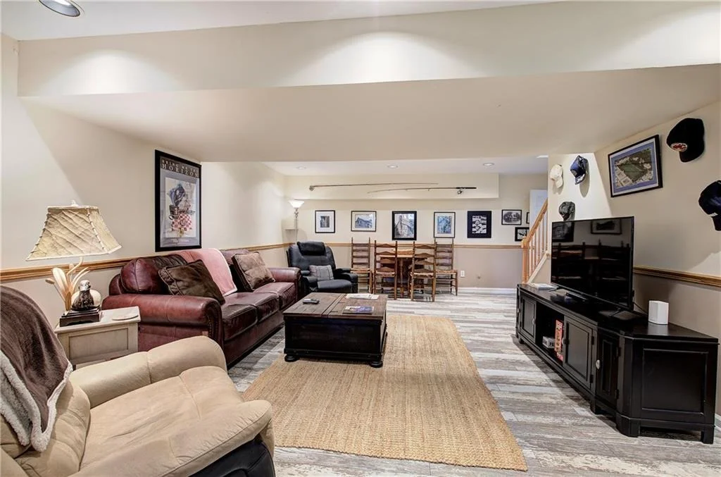 Photo of 225 Grandview Trail