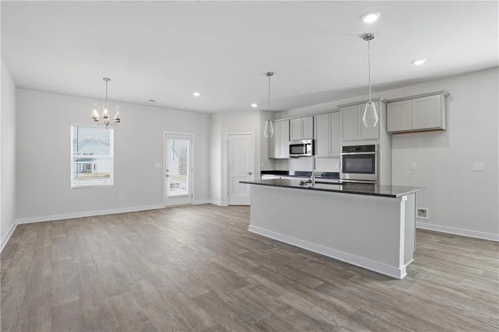 Photo of 360 Jarrett Street