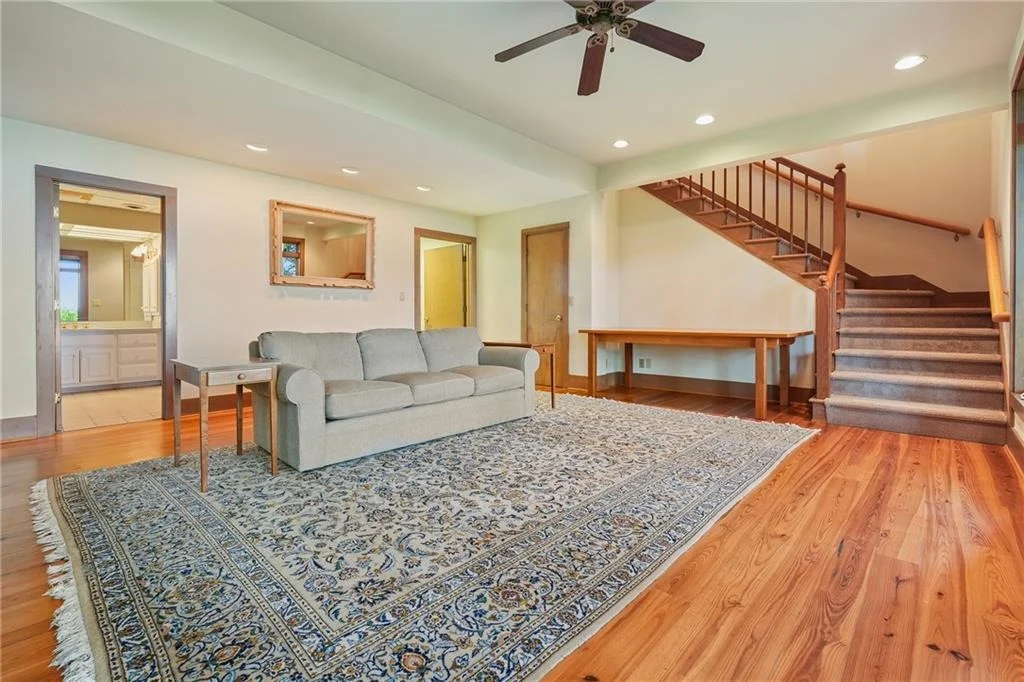 Photo of 202 Sanderlin Mountain Drive N