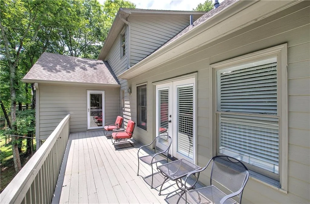 Photo of 376 Alpine Drive