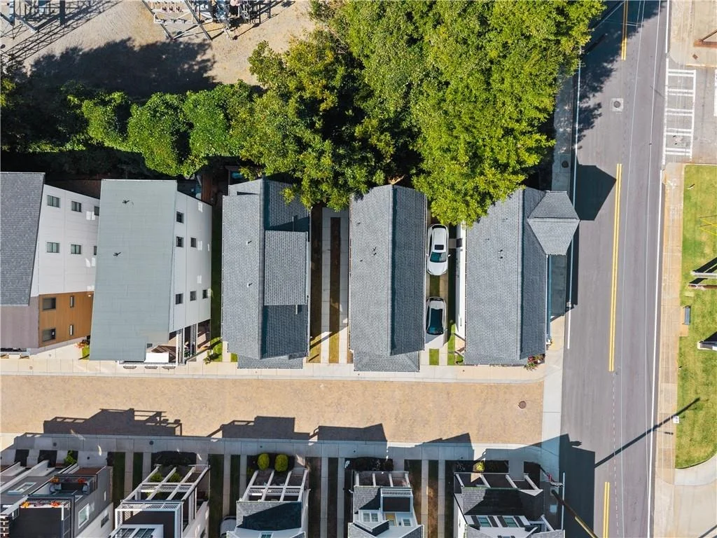 Photo of 310 Clarendon Court