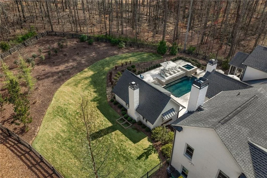 Photo of 5030 Forest Circle