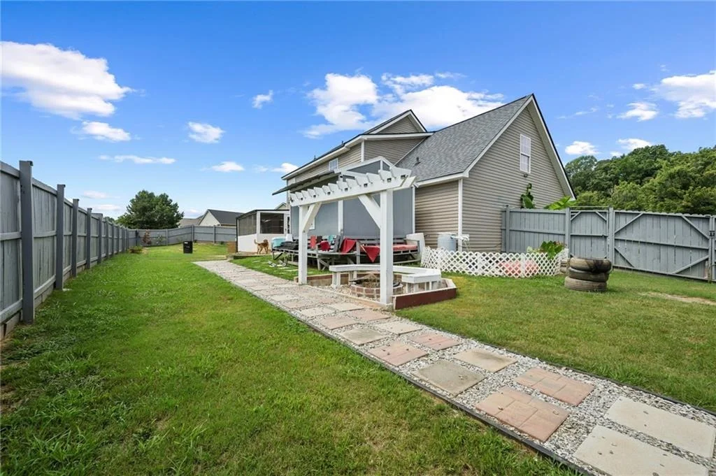 Photo of 40 Benjamin Point