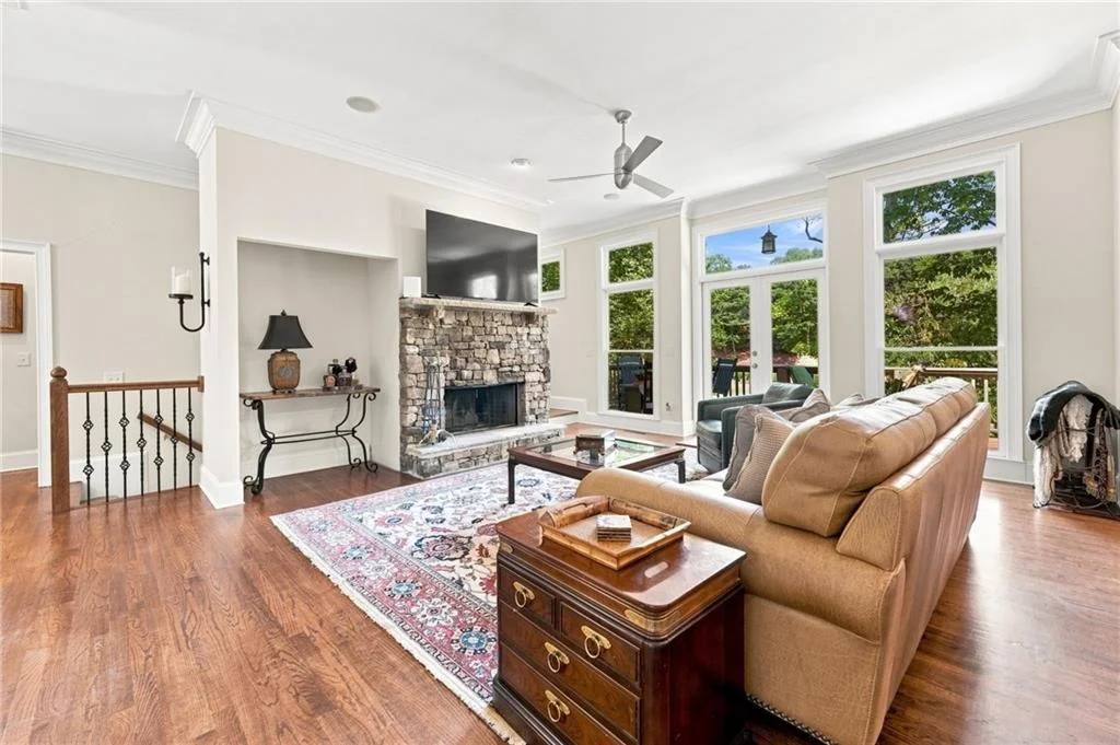 Photo of 55 Hillside Way