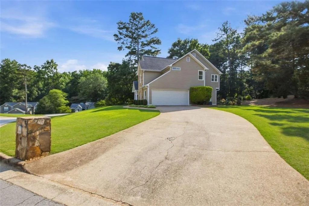 Photo of 2084 York River Way