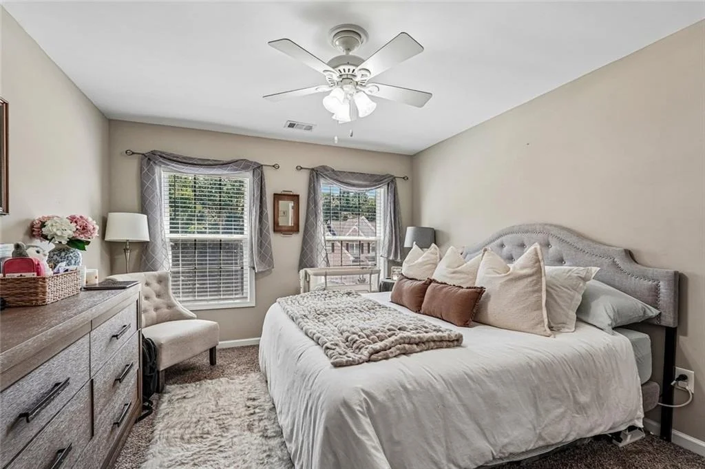 Photo of 337 Meadowcrest Circle