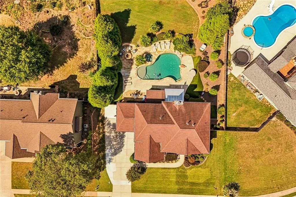 Photo of 337 Meadowcrest Circle