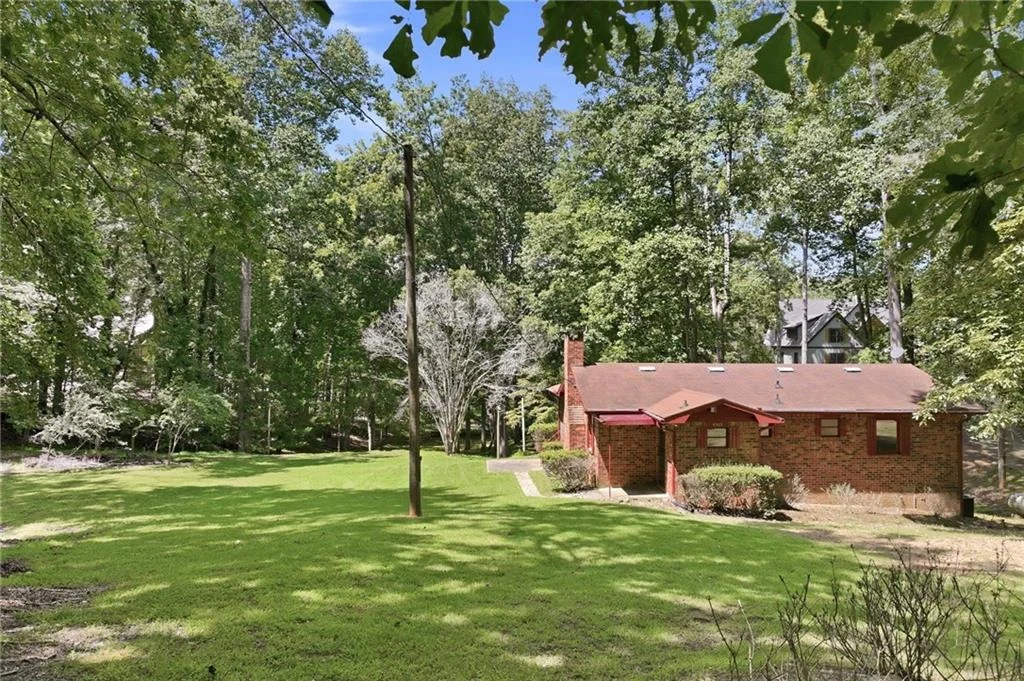 Photo of 6505A Julian Road