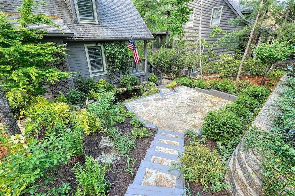 Photo of 230 Chestnut Rise Trail