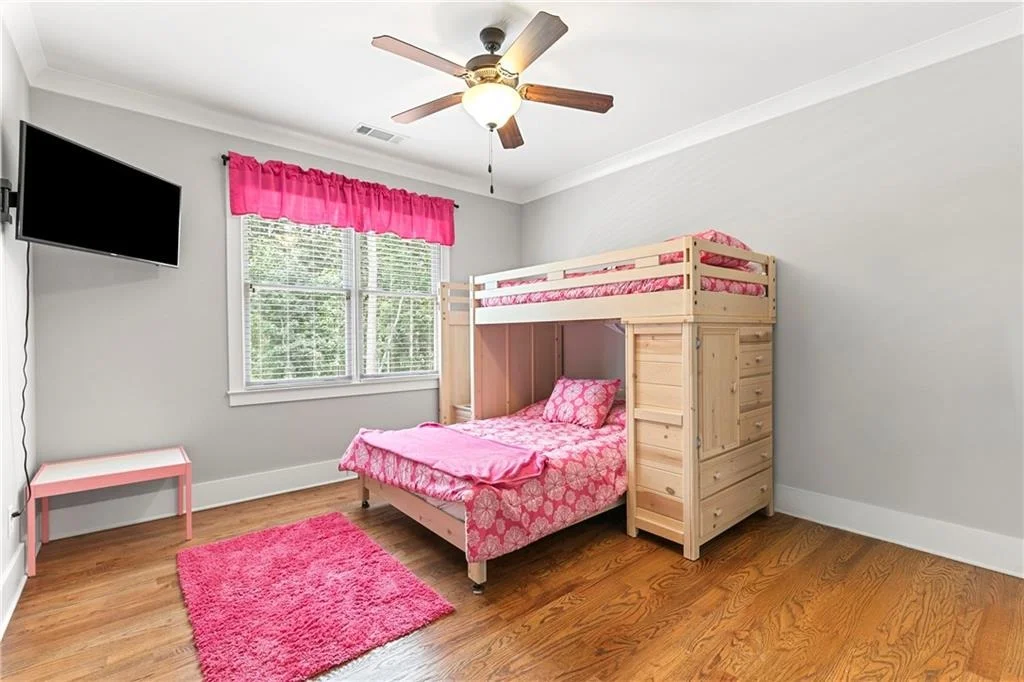 Photo of 151 Wilshire Drive