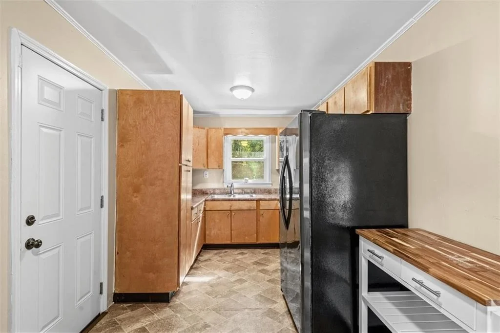 Photo of 163 Ben Putnam Road