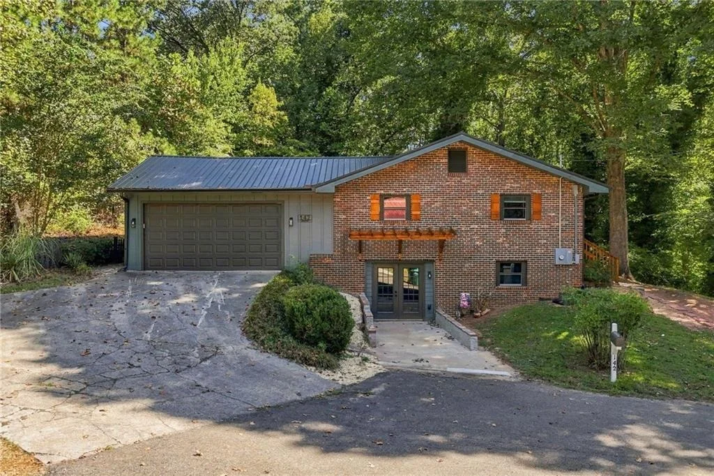 Photo of 142 Ann Drive