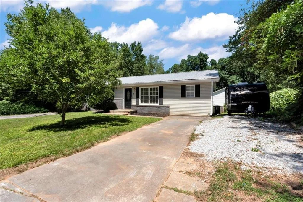 Photo of 295 Tower Heights Road