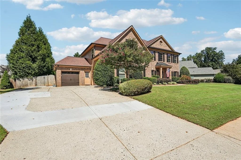 Photo of 337 Meadowcrest Circle