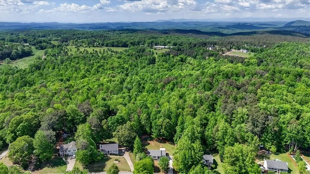 Photo of 402 Deer Run