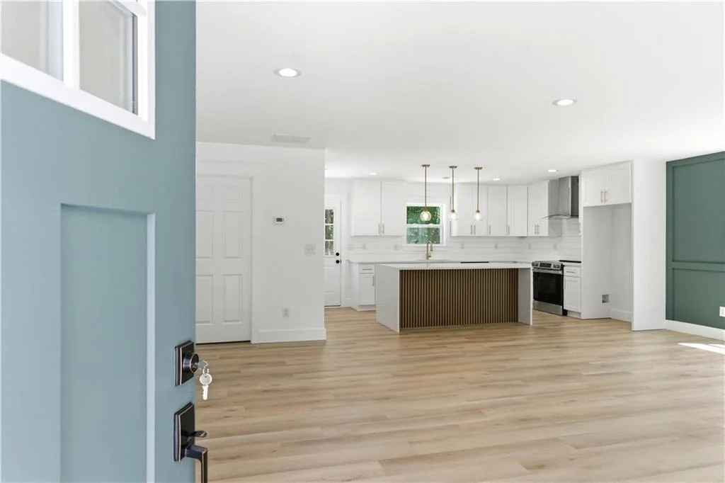 Photo of 523 Weaver Drive