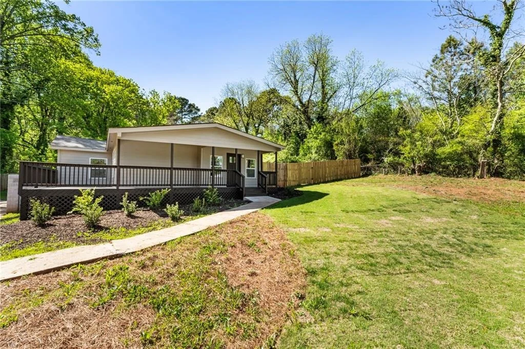 Photo of 8859 Thomas Road