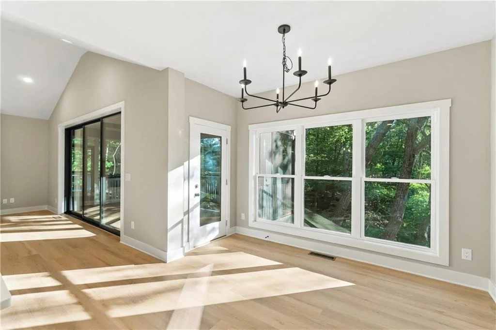 Photo of 595 Wake Robin Drive