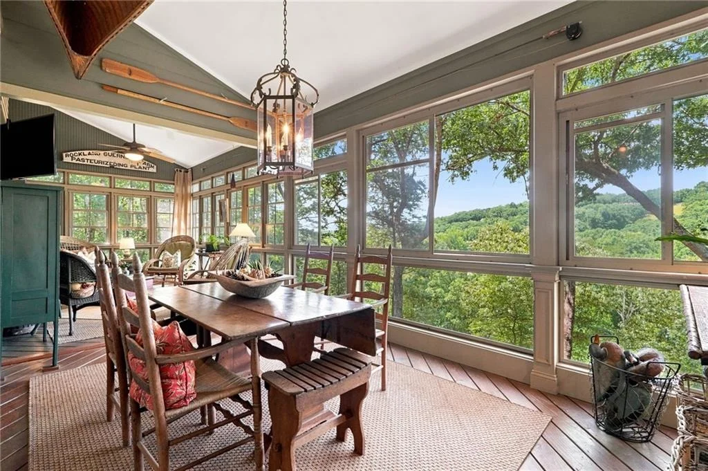 Photo of 712 Wedgewood Drive
