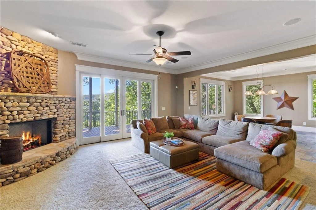 Photo of 465 Huckleberry Trail
