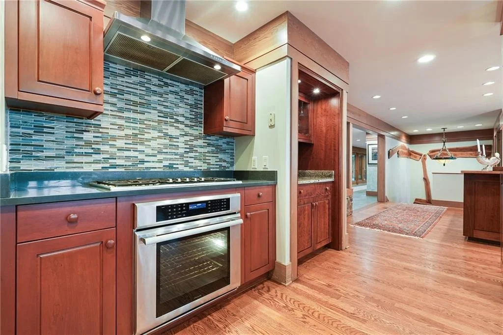 Photo of 202 Sanderlin Mountain Drive N
