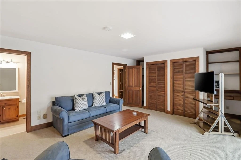 Photo of 4593 Wilderness Parkway