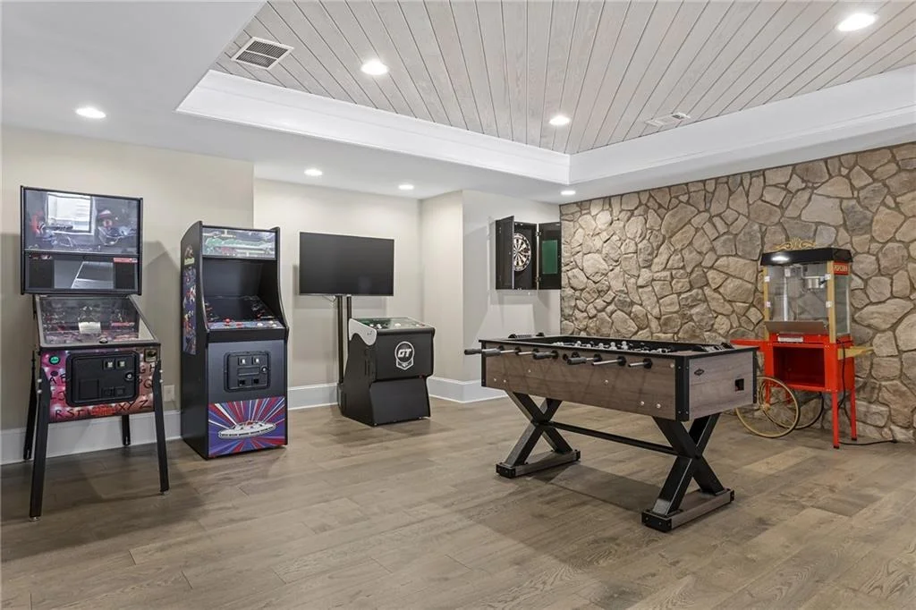 Photo of 5030 Forest Circle