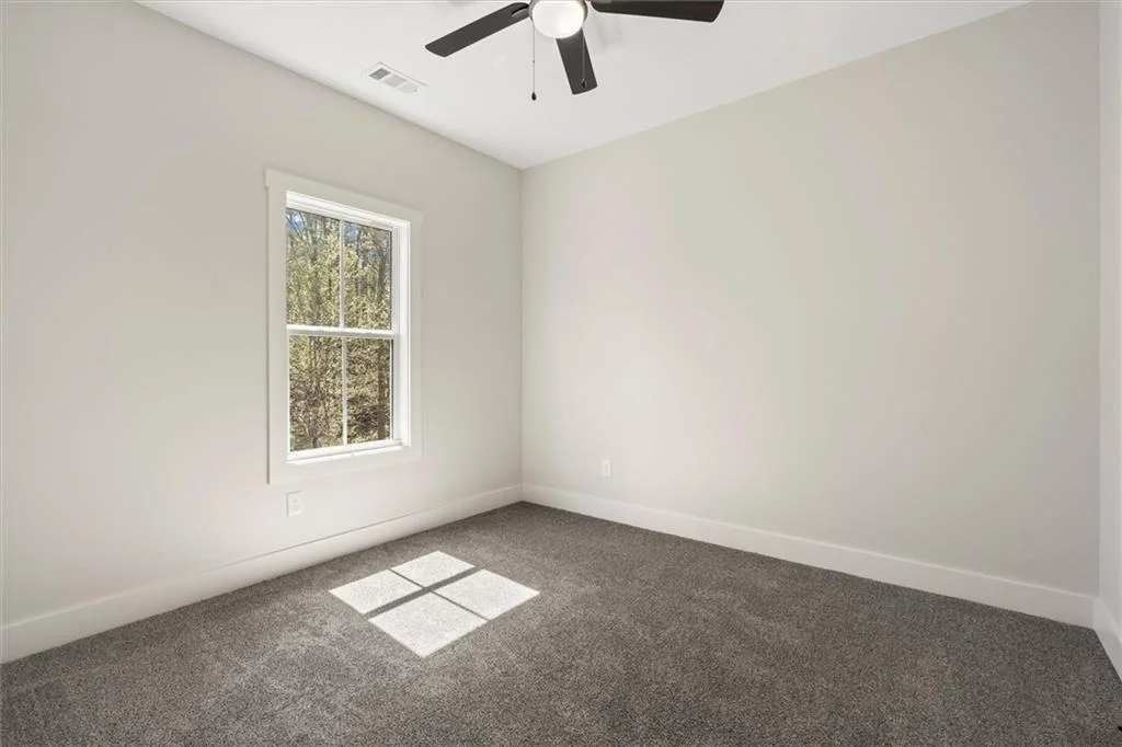 Photo of 327 Crest Pointe S