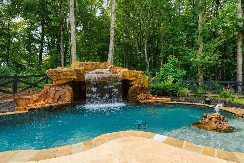 Photo of 650 Avery Road