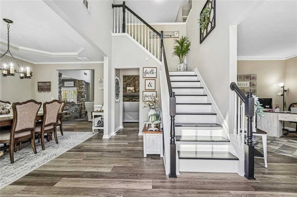 Photo of 337 Meadowcrest Circle