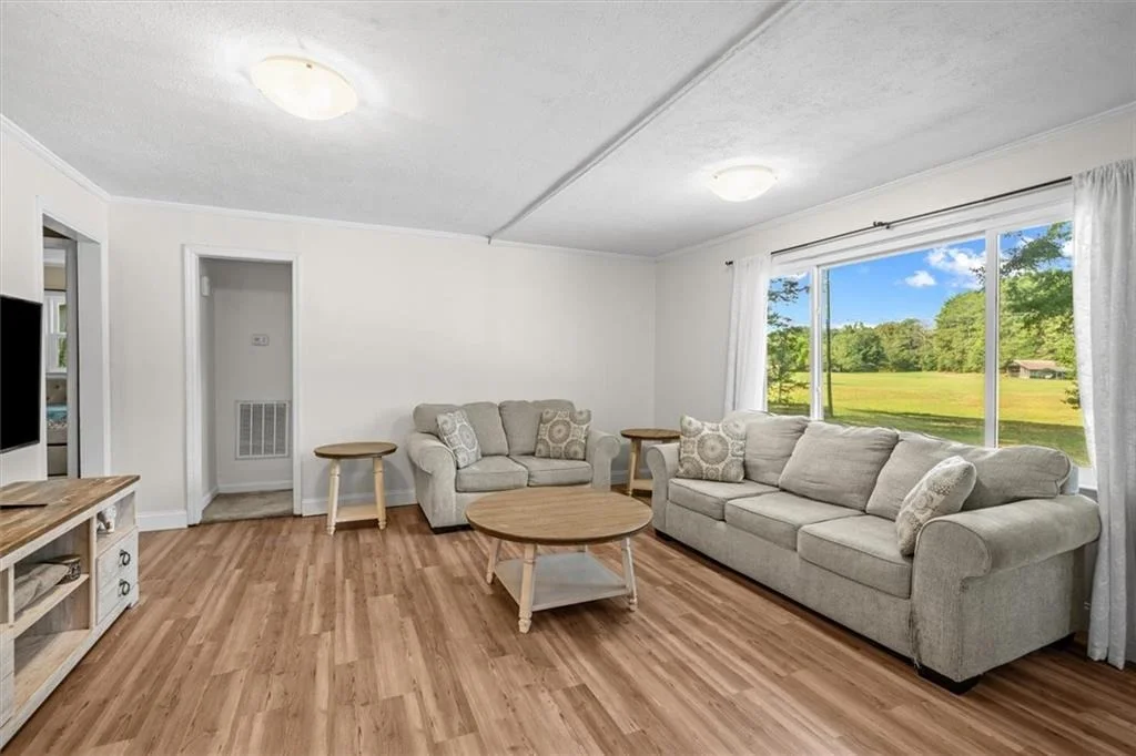 Photo of 163 Ben Putnam Road