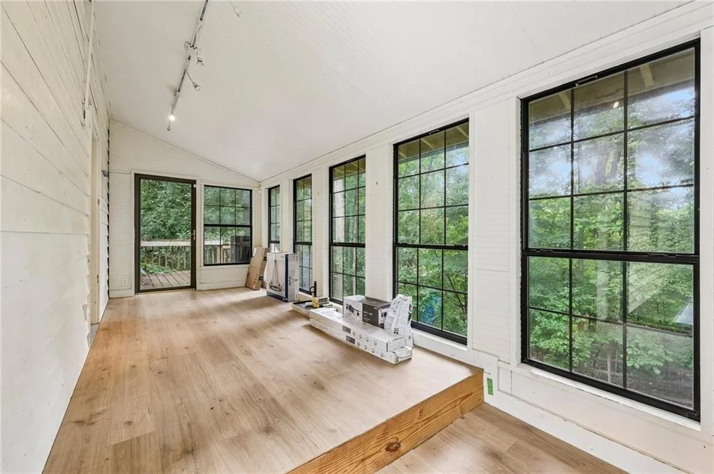 Photo of 9080 Pine Tree Circle
