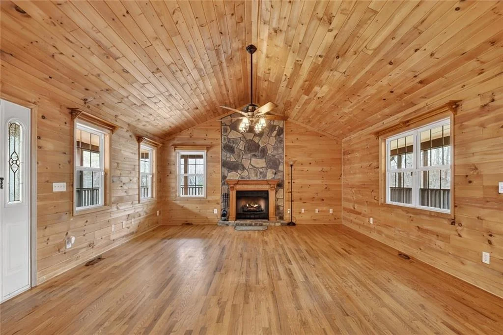 Photo of 144 Emerald Cove