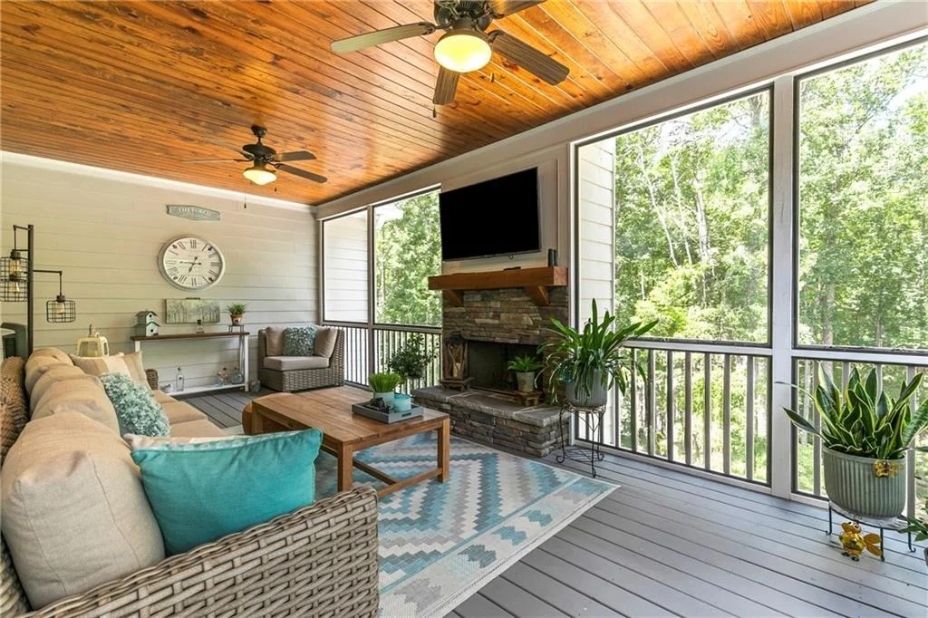 Photo of 151 Wilshire Drive