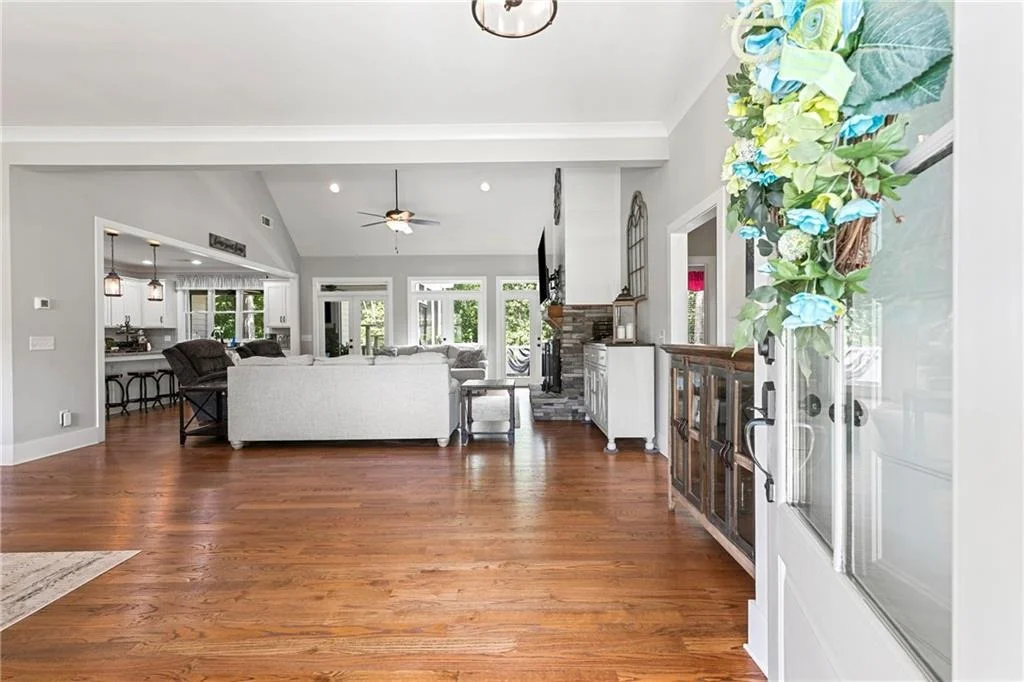 Photo of 151 Wilshire Drive