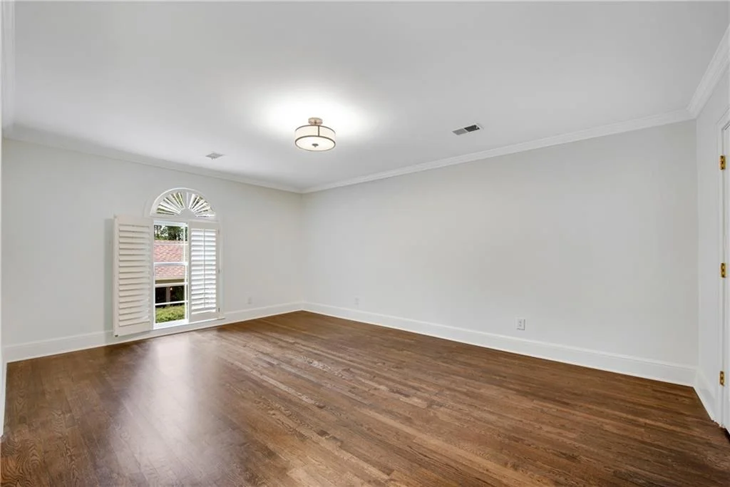 Photo of 9190 Huntcliff Trace