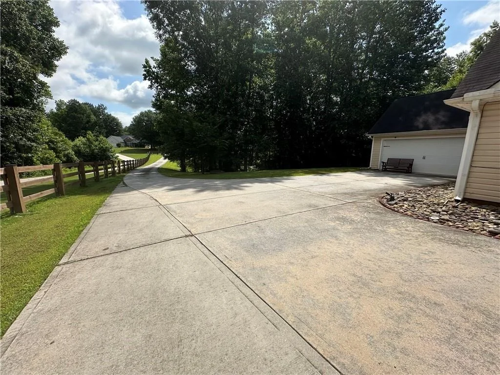 Photo of 257 CLEARWATER Drive
