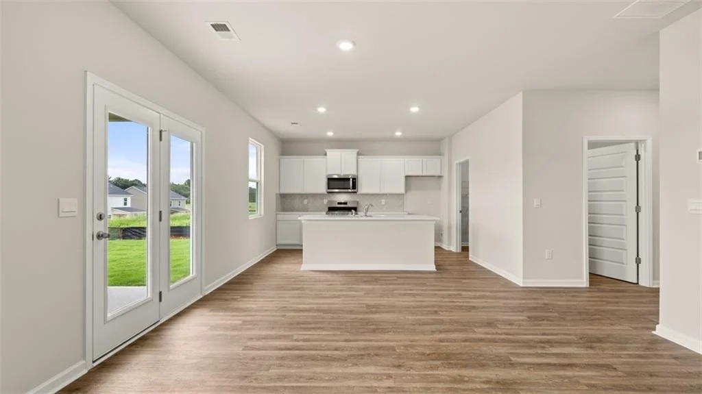 Photo of 372 Abbott Road