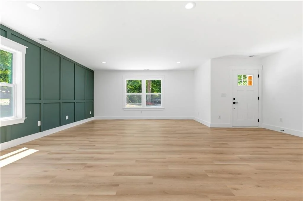Photo of 523 Weaver Drive