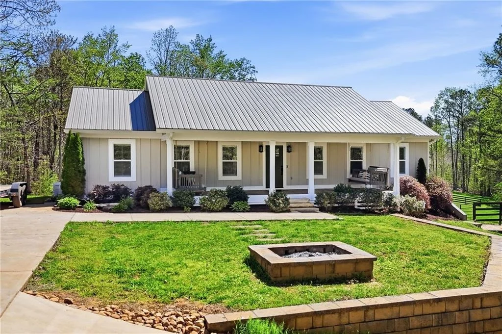 Photo of 3060 Cherry Grove Road