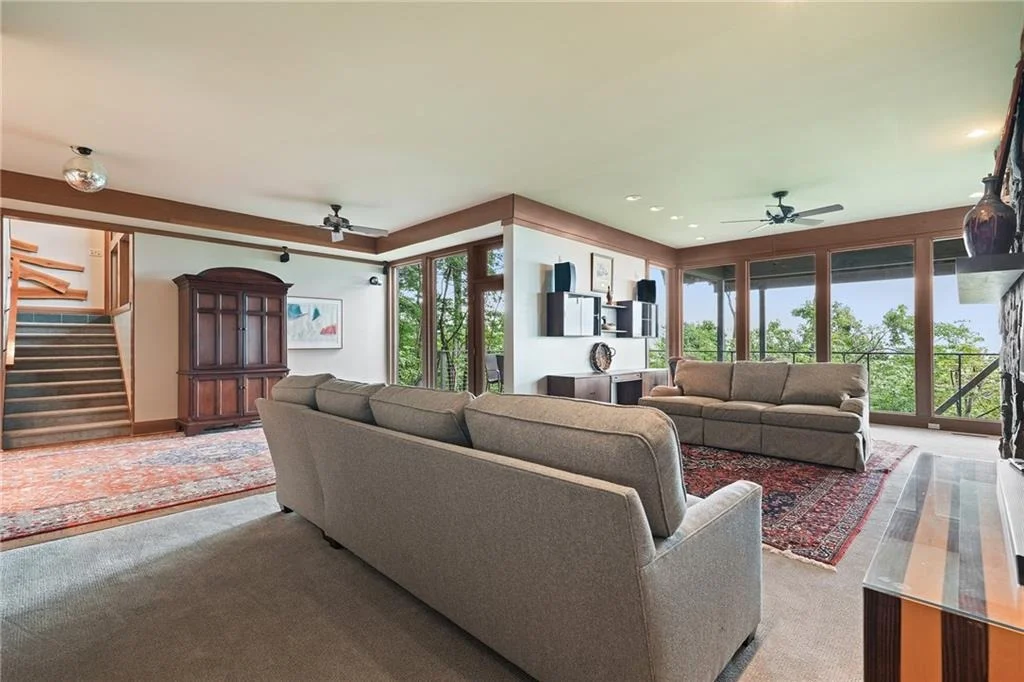 Photo of 202 Sanderlin Mountain Drive N