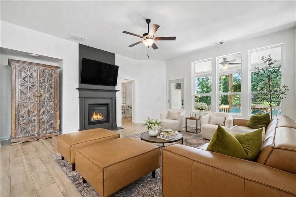 Photo of 160 Crest Brooke Drive